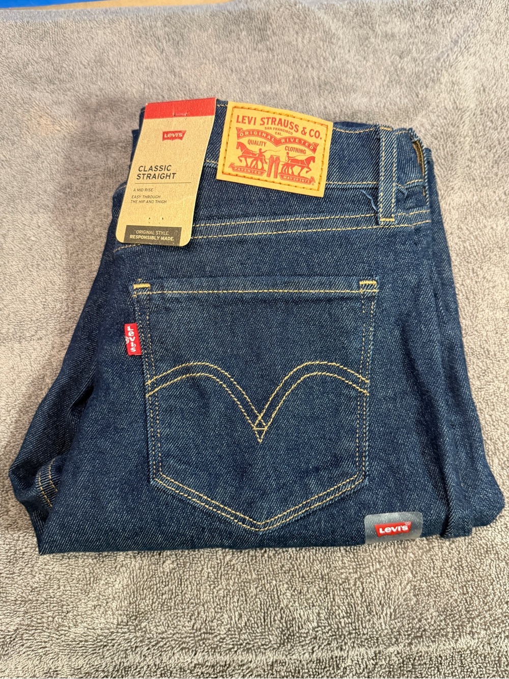 Levi’s 27 x 32
Brand new - Picture 1 of 5